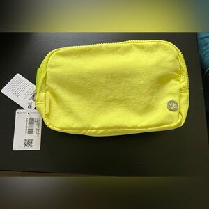 NWT Lululemon 1L Belt Bag Electric Yellow